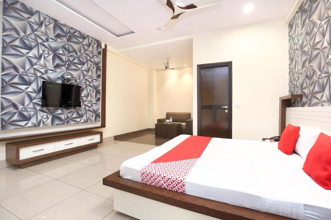 Hotel Grand M Lajjo Ludhiana Exterior foto